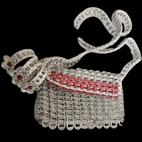 Handmade Soda Can Top‎ Tabs Lid Crossbody Bag Silver Crochet Baguette Small - Picture 1 of 10
